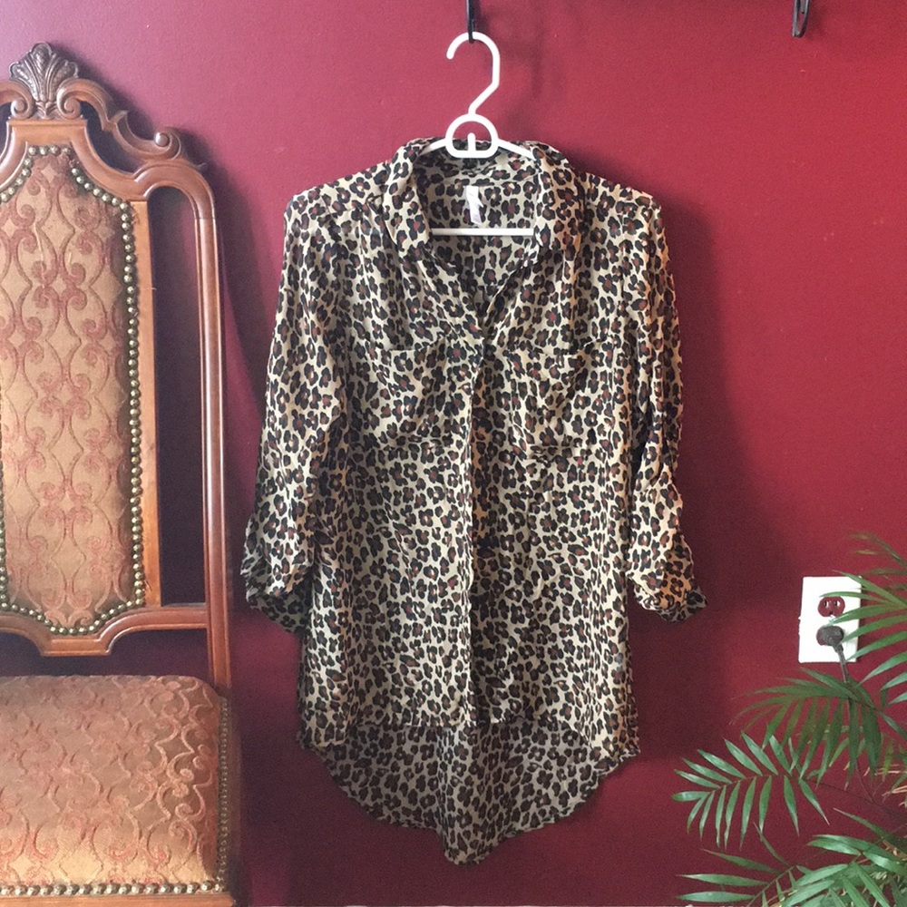 Hi Lo Button Down Top